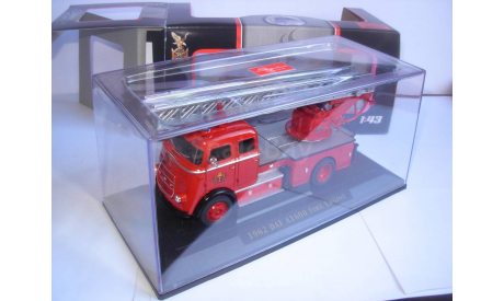 модель 1/43 пожарная лестница DAF A1600 Fire Engine 1962 Yatming Signature Series металл пожарный 1:43, масштабная модель, scale43, Yatming/ American Mint