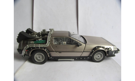 модель 1/18 DMC Delorean Назад в будущее  Back to the future Sun Star металл, масштабная модель, Sunstar, scale18
