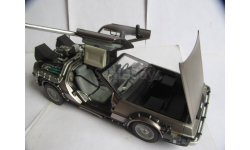 модель 1/18 DMC Delorean Назад в будущее  Back to the future Sun Star металл