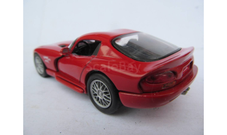 модель 1/43 Dodge Viper GTS Universal Hobbies UH металл 1:43, масштабная модель, scale43