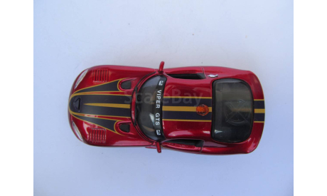 модель 1/43 Dodge Viper GTS Universal Hobbies UH металл 1:43, масштабная модель, scale43