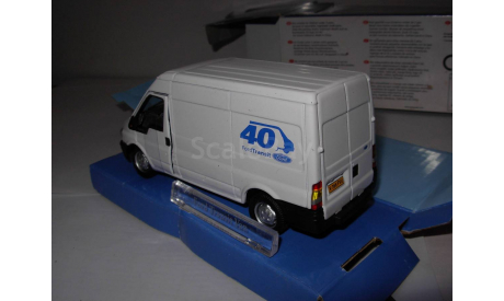 модель 1/43 Ford Transit 40 years фургон Cararama металл 1:43, масштабная модель, scale43, Bauer/Cararama/Hongwell