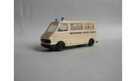 модель санитарного фургона FIAT 242 1/87 H0 Praline пластик 1:87, масштабная модель, scale87