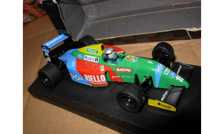 модель 1/43 F1 Formula/Формула-1 Benetton Ford B190 1990 #19 Nannini металл 1:43, масштабная модель, scale43, Onyx