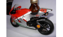 модель 1/12 гоночный мотоцикл DUCATI - DESMOSEDICI MOTOGP 2006 LORIS CAPIROSSI Altaya 1:12, масштабная модель мотоцикла, scale12