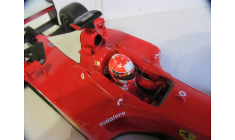модель F1 Формула 1 1/18 Ferrari F2001 2001 #1 M.Schumacher/Шумахер Mattel/Hot Wheels металл 1:18, масштабная модель, scale18, Mattel Hot Wheels
