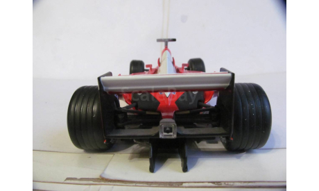модель F1 Формула 1 1/18 Ferrari F2001 2001 #1 M.Schumacher/Шумахер Mattel/Hot Wheels металл 1:18, масштабная модель, scale18, Mattel Hot Wheels