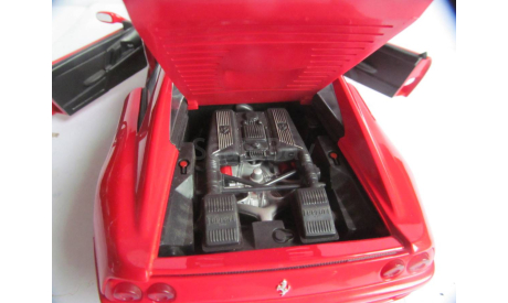 модель 1/18 Ferrari F355 Coupe UT Models металл 1:18, масштабная модель