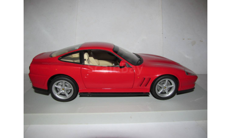 модель 1/18 Ferrari F550 Maranello 1996 UT Models металл 1:18, масштабная модель, scale18