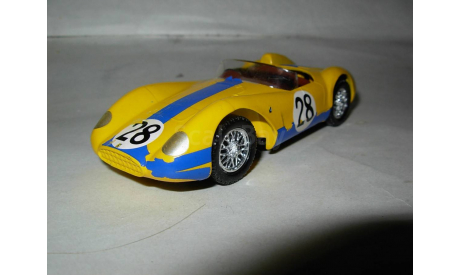 модель 1/43 Ferrari Type 500TRC Le Mans 28 Solido металл 1:43, масштабная модель, scale43