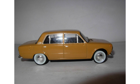 модель Fiat 124L 1/43 металл 1:43, масштабная модель, scale43