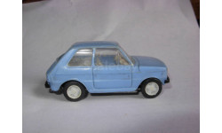 модель 1/43 FIAT 126P Estetyka Польша пластик 1:43