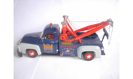 модель эвакуатор 1/18 Ford F 100 Tow Truck Yatming/Road Legends металл 1:18 кран, масштабная модель, scale18, Sunstar