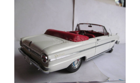 модель 1/18 Ford Falcon 1963 Cabrio Sun Star металл 1:18, масштабная модель, scale18, Sunstar