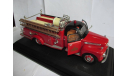 модель 1/24 пожарный Ford Fire Engine 1951 Golden Wheel металл пожарная 1:24 1/25 1:25, масштабная модель, scale24