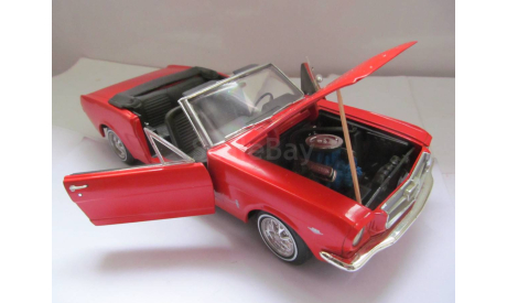 модель 1/18 Ford Mustang 1965 Cabrio Revell металл 1:18, масштабная модель, scale18