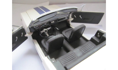 модель 1/18 Ford Mustang 1965 Cabrio Revell металл 1:18, масштабная модель, scale18