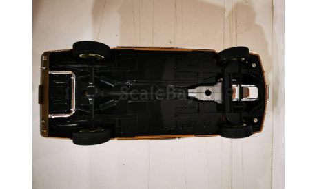 модель 1/18 Ford Mustang 1965 Mira металл 1:18, масштабная модель