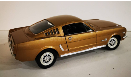 модель 1/18 Ford Mustang 1965 Mira металл 1:18, масштабная модель