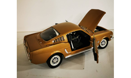 модель 1/18 Ford Mustang 1965 Mira металл 1:18, масштабная модель