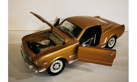 модель 1/18 Ford Mustang 1965 Mira металл 1:18, масштабная модель