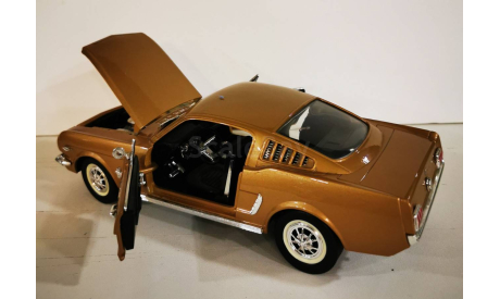 модель 1/18 Ford Mustang 1965 Mira металл 1:18, масштабная модель