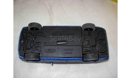 модель 1/24 Ford Orion Ghia Schabak металл 1:24 синий, масштабная модель, scale24