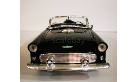 модель 1/18 Ford Thunderbird 1956 Revell металл 1:18, масштабная модель, scale18