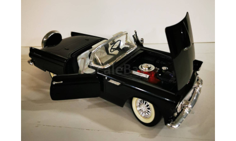 модель 1/18 Ford Thunderbird 1956 Revell металл 1:18, масштабная модель, scale18