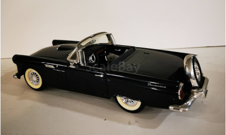 модель 1/18 Ford Thunderbird 1956 Revell металл 1:18, масштабная модель, scale18