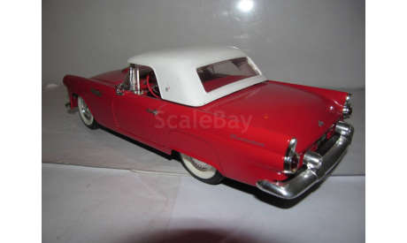 модель 1/18 Ford Thunderbird 1955 Revell металл 1:18, масштабная модель, scale18