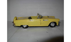 модель 1/43 Ford Thunderbird 1956 Rio металл 1:43