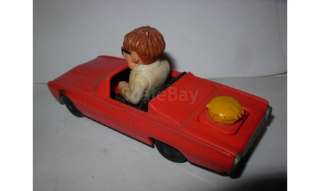 модель 1/43 Ford Thunderbird 1963 + фигурка Disney McDonald’s пластик 1:43, масштабная модель, scale43
