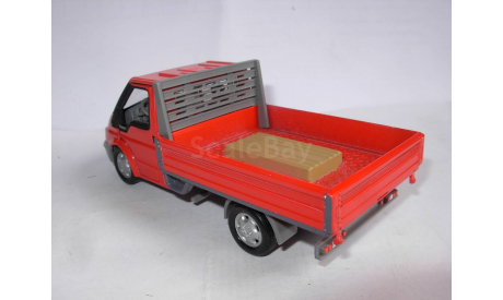 модель 1/43 грузовик Ford Transit бортовой металл 1:43, масштабная модель, scale43, Greenlight Collectibles