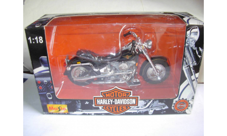 1/18 модель мотоцикл Harley Davidson FLSTF Fat Boy Maisto металл 1:18, масштабная модель мотоцикла, scale18, Harley-Davidson