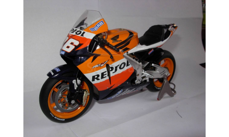 модель 1/12 гоночный мотоцикл HONDA - RC211V N 26 MOTOGP 2006 DANIEL PEDROSA Altaya металл 1:12, масштабная модель мотоцикла, scale12