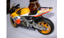 модель 1/12 гоночный мотоцикл HONDA - RC211V TEAM REPSOL N 69 MOTOGP 2004 N.HAYDEN WORLD CHAMPION Altaya металл 1:12, масштабная модель мотоцикла, scale12