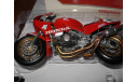 1/12 модель мотоцикл  Honda RC30 1990 Isle Of Man 8 Carl Fogarty Universal Hobbies металл 1:12, масштабная модель мотоцикла, scale12