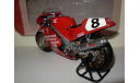 1/12 модель мотоцикл  Honda RC30 1990 Isle Of Man 8 Carl Fogarty Universal Hobbies металл 1:12, масштабная модель мотоцикла, scale12