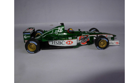 модель 1/43 F1 Formula/Формула-1 Jaguar Ford Cosworth R2 2001 #19 Burti металл 1:43, масштабная модель, scale43