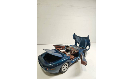 модель 1/18 Jaguar XK 180 Maisto металл 1:18, масштабная модель, scale18