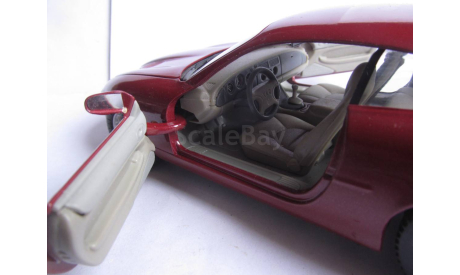 модель 1/18 Jaguar XKR Coupe Solido металл 1:18, масштабная модель