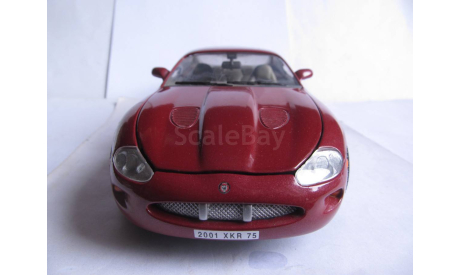 модель 1/18 Jaguar XKR Coupe Solido металл 1:18, масштабная модель