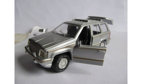 модель 1/43 Jeep Grand Cherokee 1995 4x4 Road Champs металл 1:43, масштабная модель, Chrysler, scale43