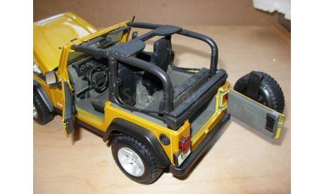 модель 1/18 Jeep Wrangler Rubicon 2003 Maisto металл 1:18, масштабная модель, scale18