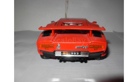 модель 1/24 Lamborghini Countach 1988  Burago Italy металл 1:24, масштабная модель, scale24, BBurago