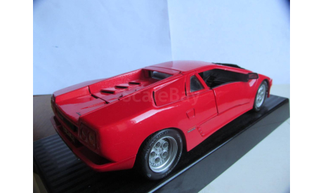 модель 1/18 Lamborghini Diablo 1990 Maisto металл 1:18, масштабная модель, scale18, Maisto-Swarovski