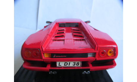 модель 1/18 Lamborghini Diablo 1990 Maisto металл 1:18, масштабная модель, scale18, Maisto-Swarovski