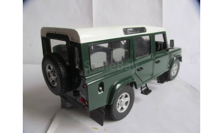 модель 1/18 LandRover Defender 110 Universal Hobbies Revell металл 1:18, масштабная модель, Land Rover, scale18