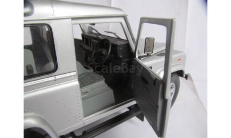 модель 1/18 LandRover Defender 90 Universal Hobbies Revell металл 1:18, масштабная модель, Land Rover, scale18